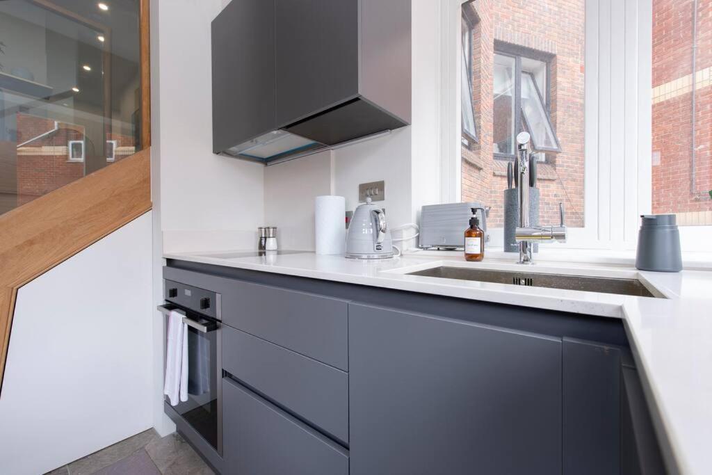 City Life Bliss Central Studio In Reading Chrl F3 Buitenkant foto