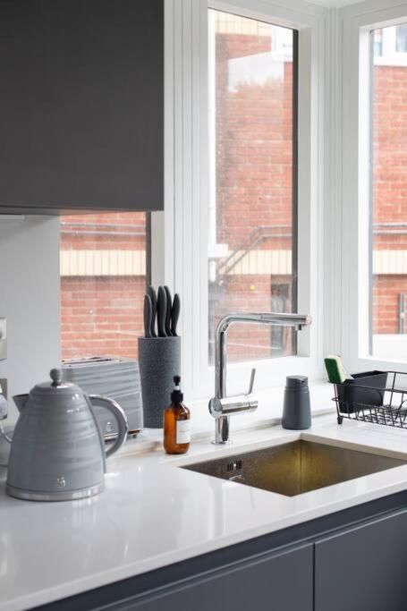 City Life Bliss Central Studio In Reading Chrl F3 Buitenkant foto